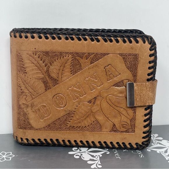 Brown Bi-fold Tooled Stitched Leather Wallet Floral Personalized Donna - Picture 1 of 11